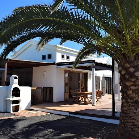 Alai Piscina Climatizada Privada Y Pérgola Chill Out