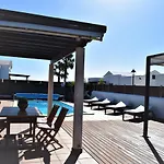 Alai Piscina Climatizada Privada Y Pergola Chill Out Vila